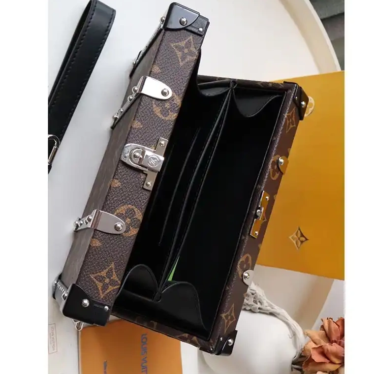 Fashionrepsfam ru 2107YA0130 Bags LV 1016